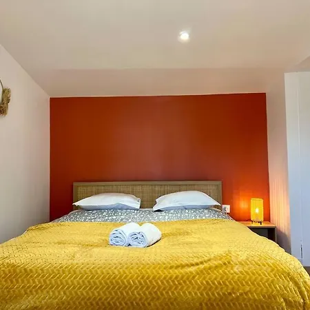 F2 *la Treille* Centre Historique Fd 3p